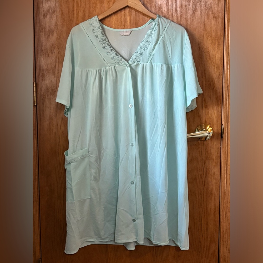 Vintage Danni Mint Green Nightgown XL